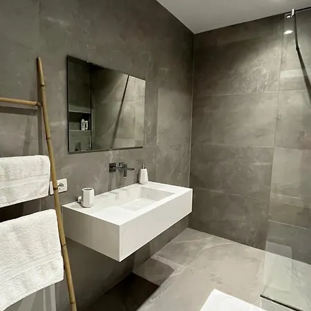 Bliss * تيرانا